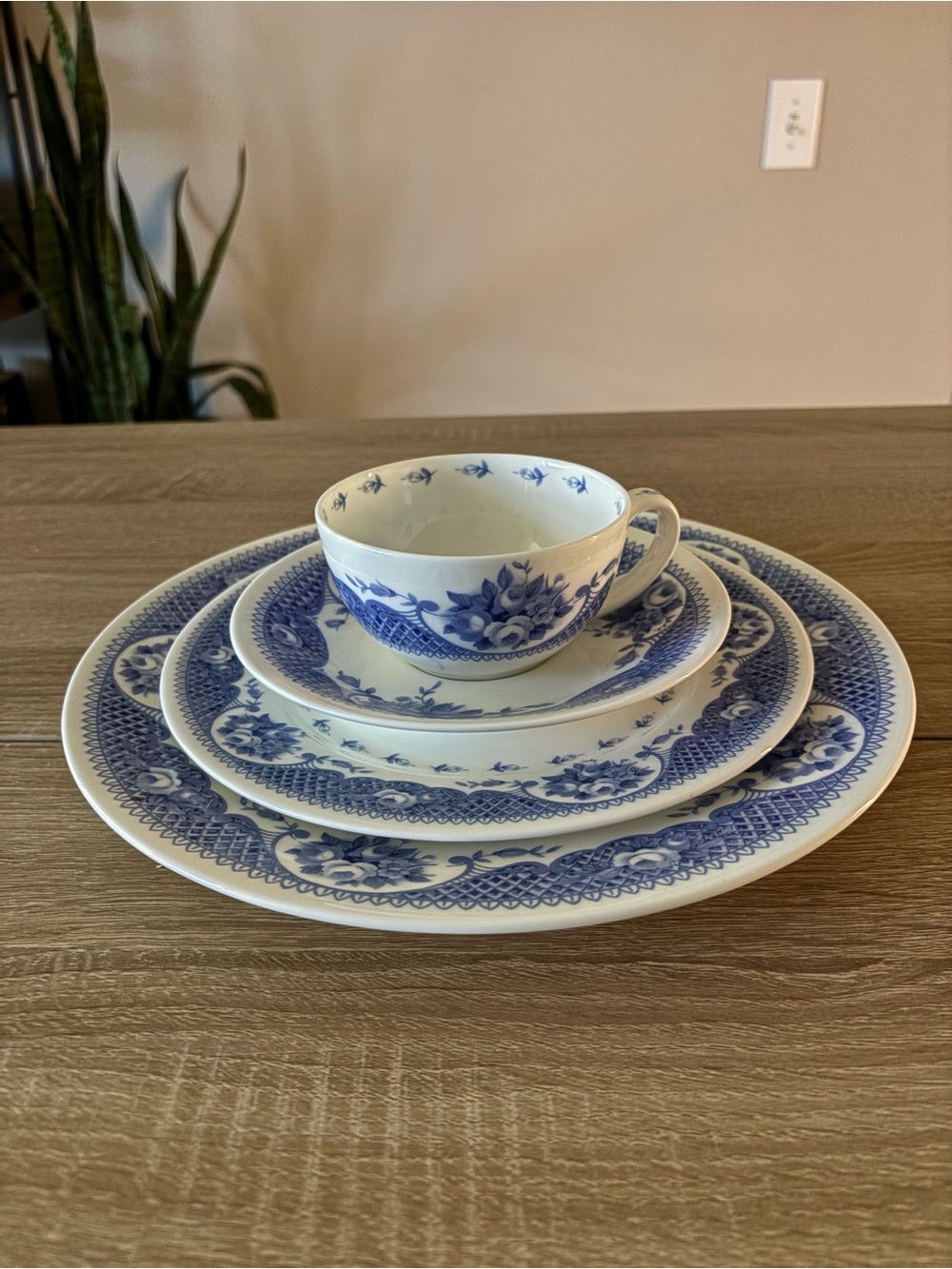 Blue Floral Jane Austen Netherland Collection Dinnerware Set